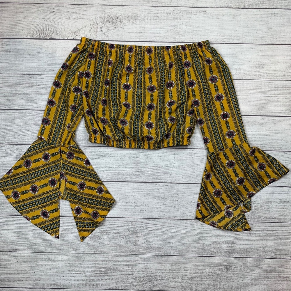 Boho Off-the-Shoulder Crop Top Blouse